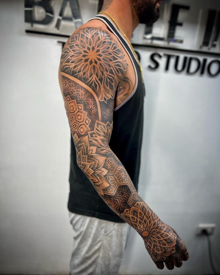 20 Mandala Tattoo Ideas for Men That Blend Geometry and Meaning ...
