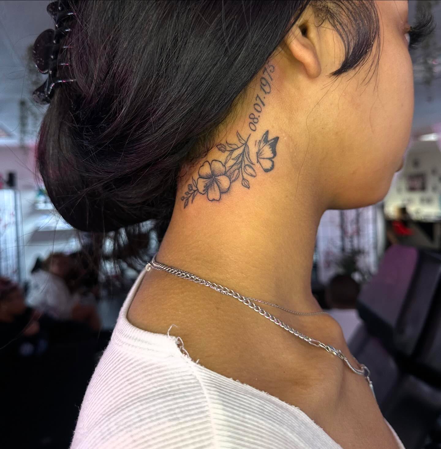 Neck tattoo on thin skin with dense nerves, a severe tattoo pain placement